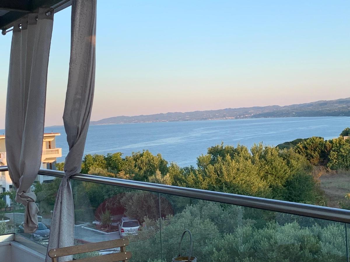 Villa Evita , Penthouse, 53M2 ,Athytos 450M From The Beach Áfitos Exterior foto