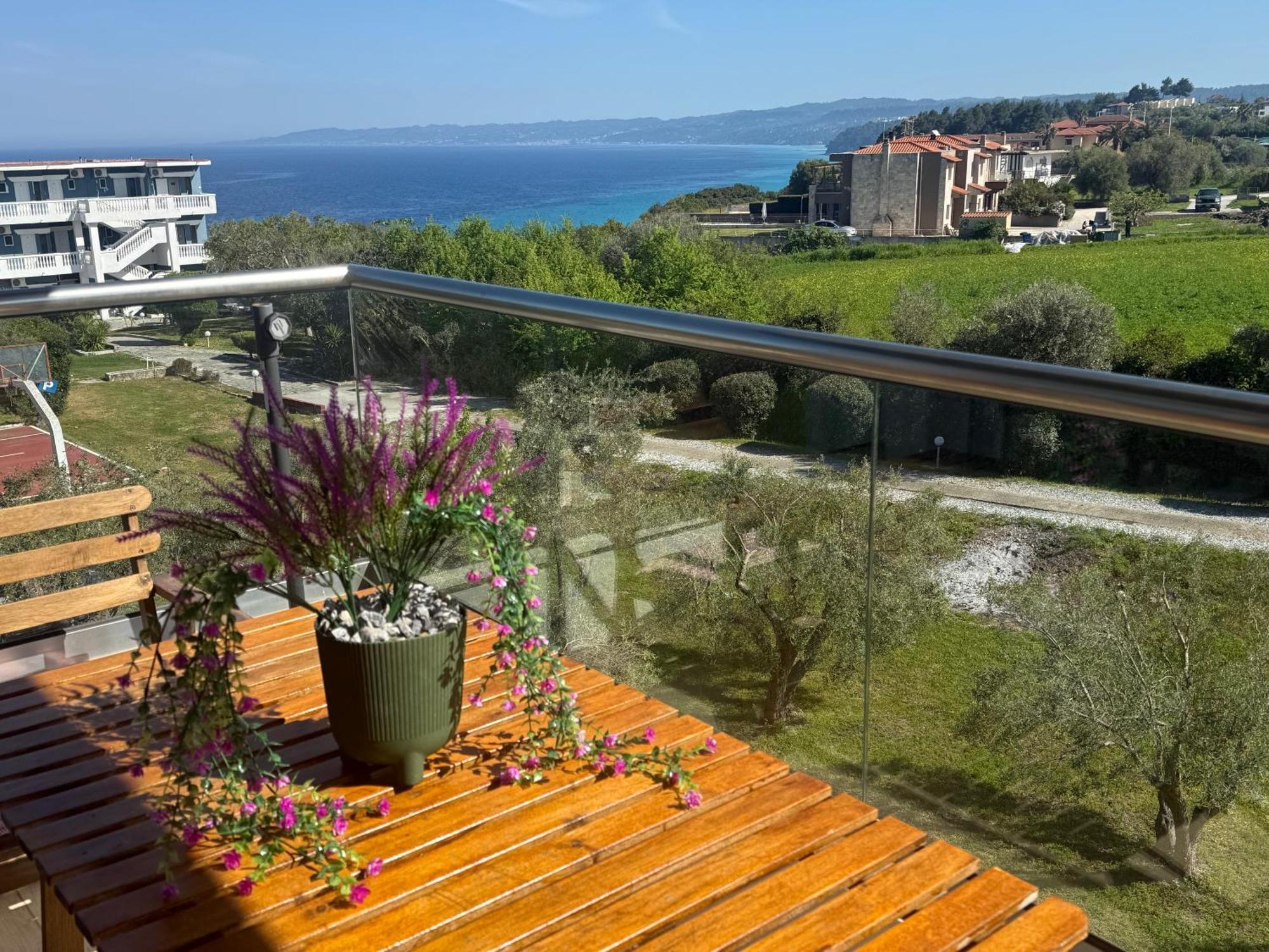 Villa Evita , Penthouse, 53M2 ,Athytos 450M From The Beach Áfitos Exterior foto