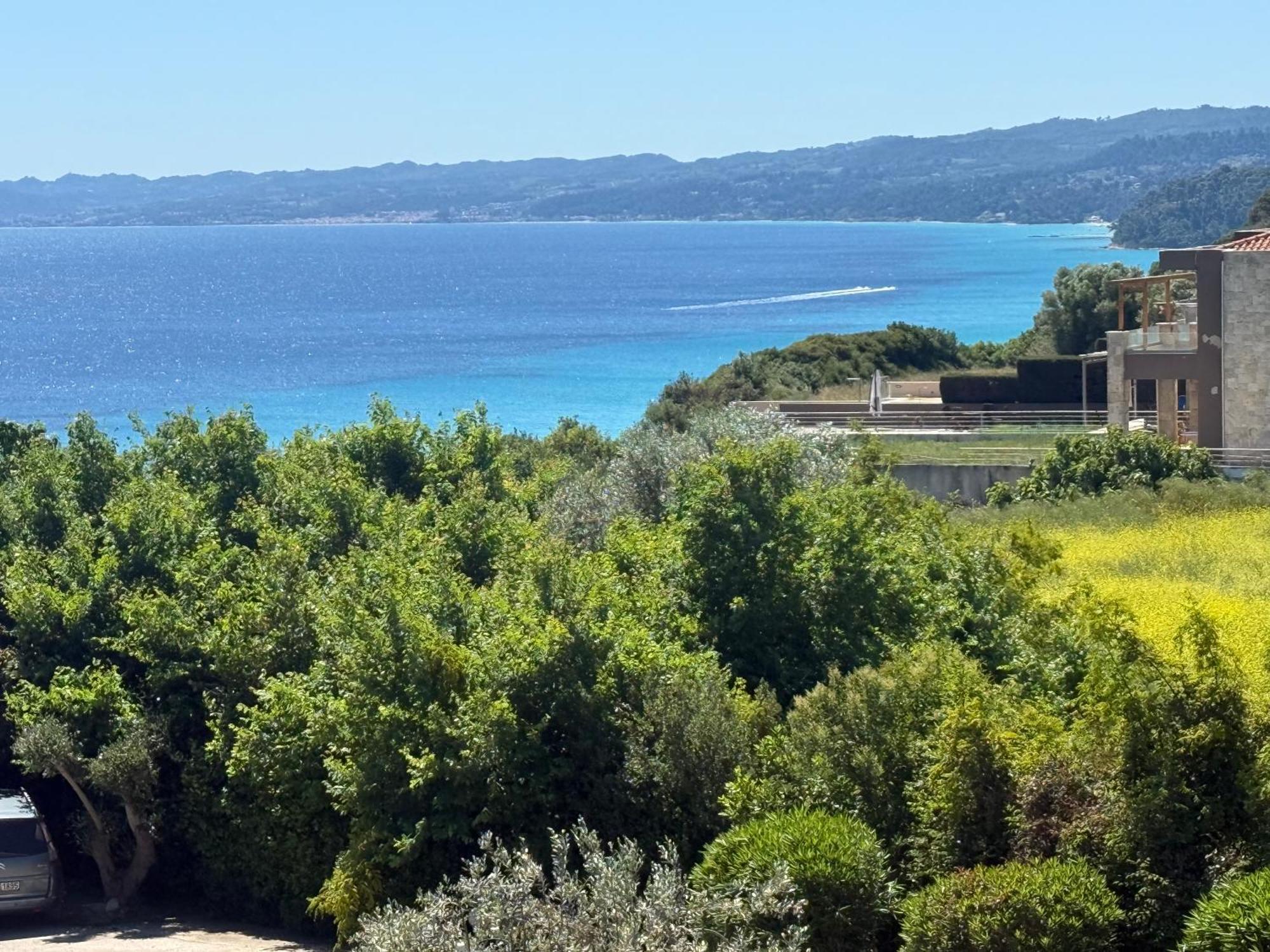 Villa Evita , Penthouse, 53M2 ,Athytos 450M From The Beach Áfitos Exterior foto