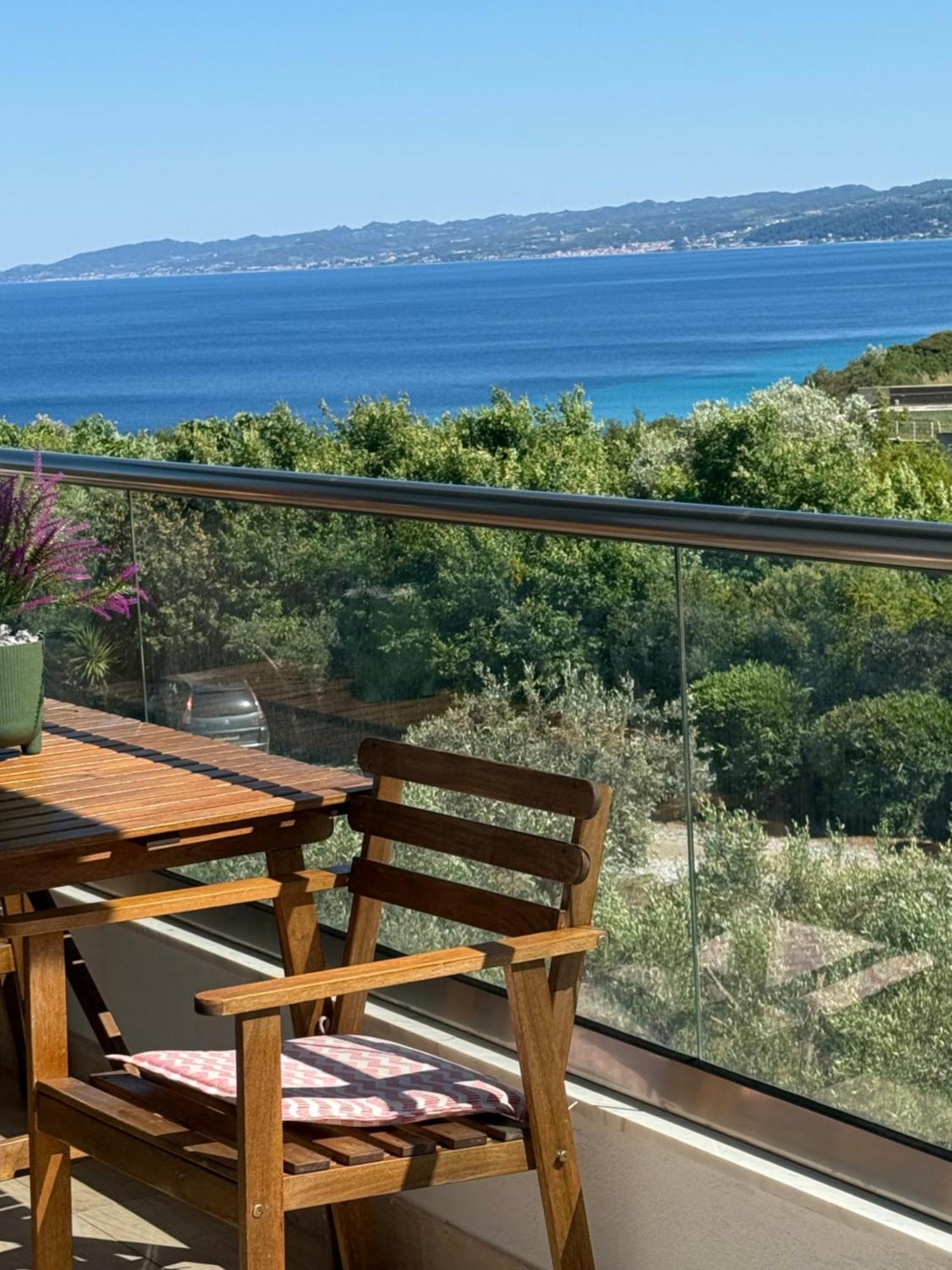 Villa Evita , Penthouse, 53M2 ,Athytos 450M From The Beach Áfitos Exterior foto